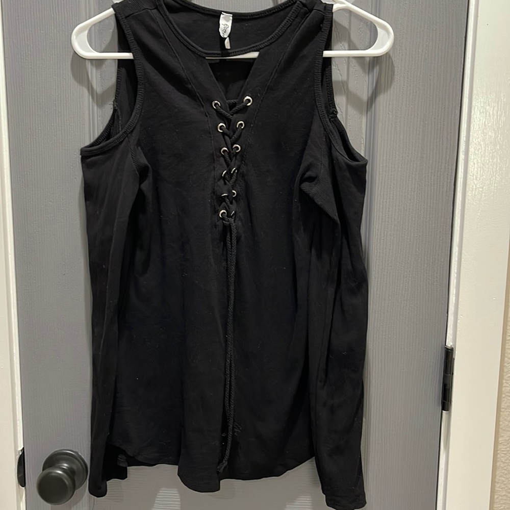 Boutique open shoulder top